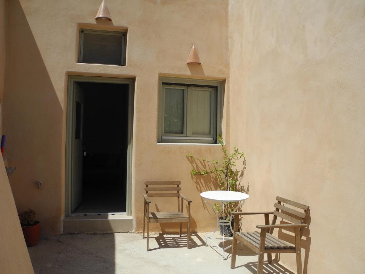 Xerolithia Holiday home Exo Gonia